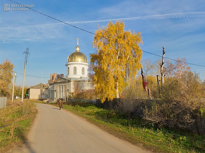 Храм в Рождествено, откуда и стартовала наша поездка летом - 2013